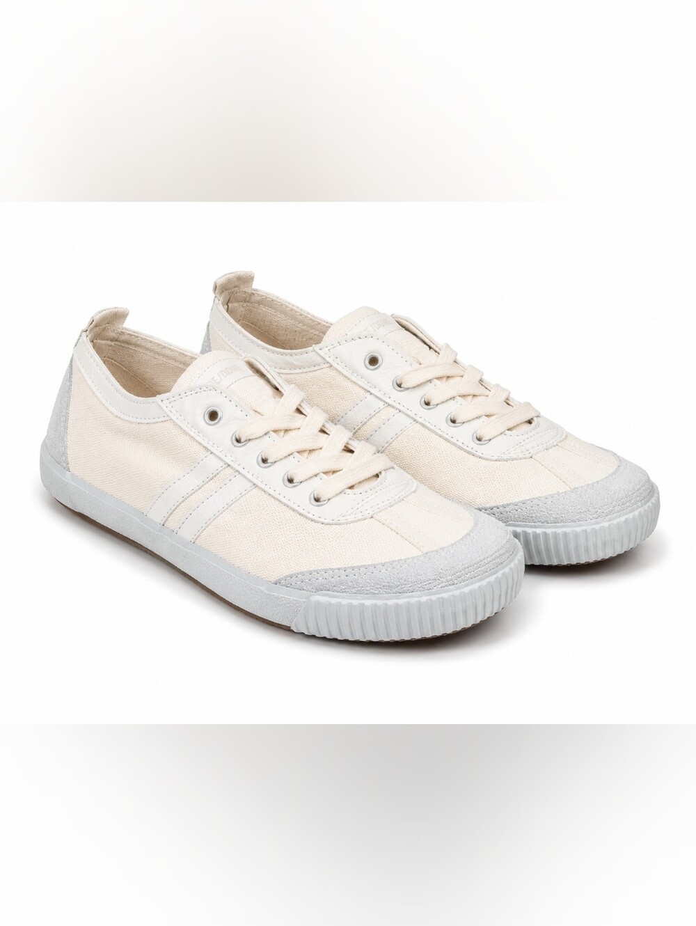 NWOT RE/DONE 90s Low Top Canvas Sneakers Cream White Brazil EU 37 US 7 Retro